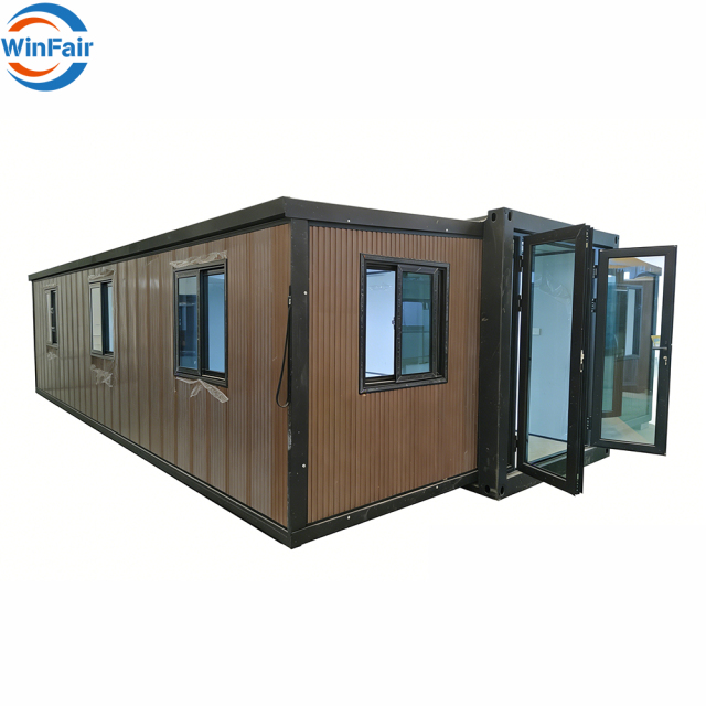WinFair Luxury Mobile Expandable Built Container Houses 40Ft Prefabricated Homes With Wc For Temporary Housing / Shelter