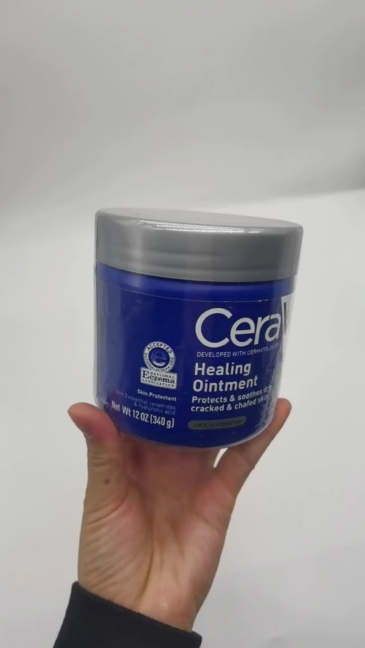 Cerave developed with dermatologists Healing Ointment protects & soothes dry Cracked & Chafed skin