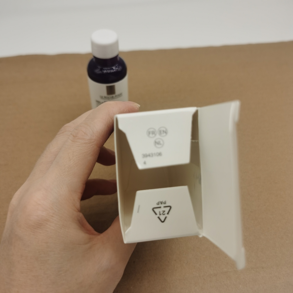 LA ROCHE-POSAY LABORATOIRE DERMATOLOGIQUE MELA B3 SERUM