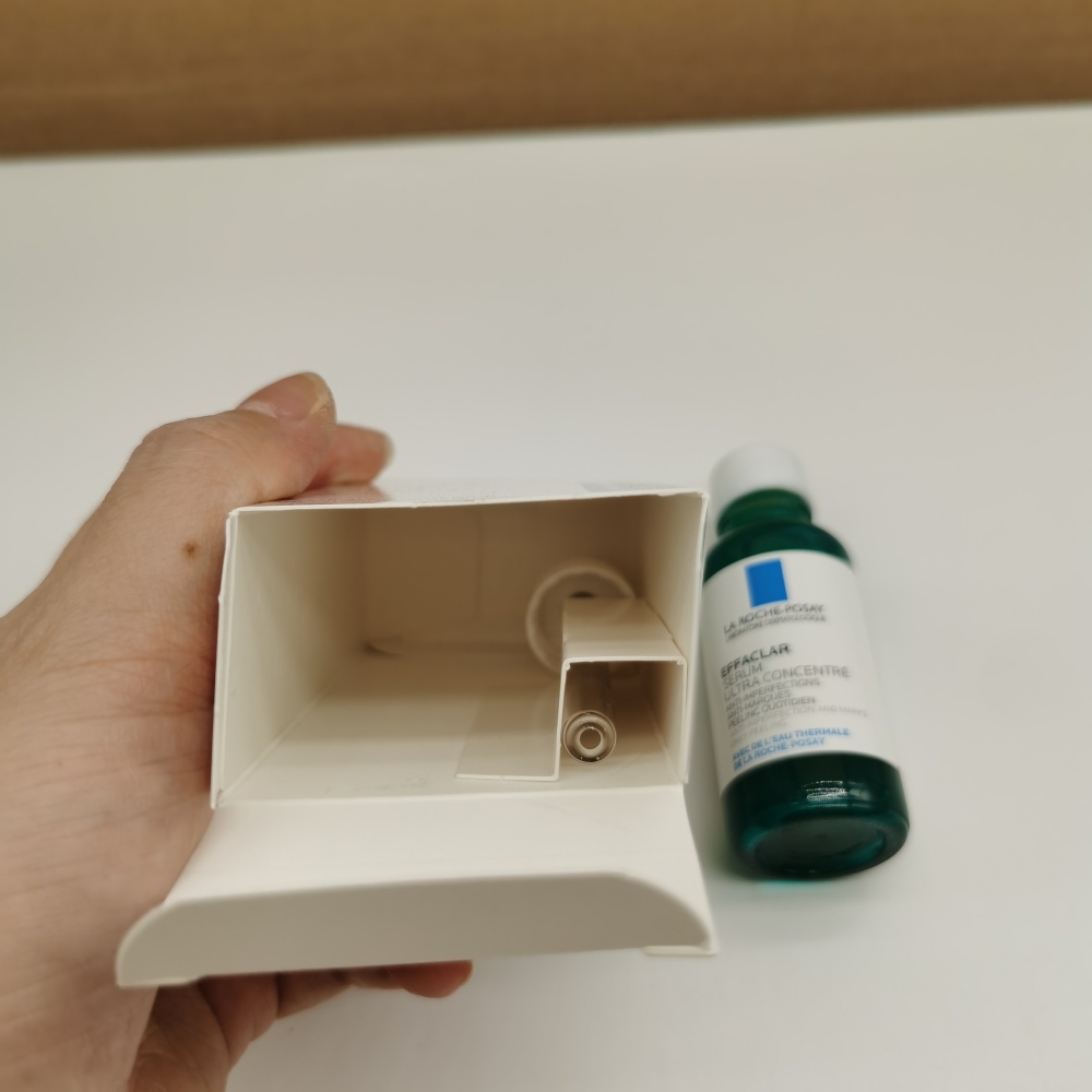 LA ROCHE-POSAY EFFACLAR Serum