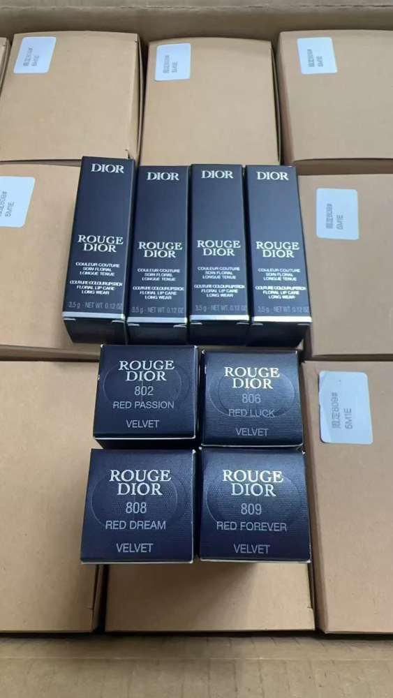 Dior Rouge Dior Velvet  lip gloss
