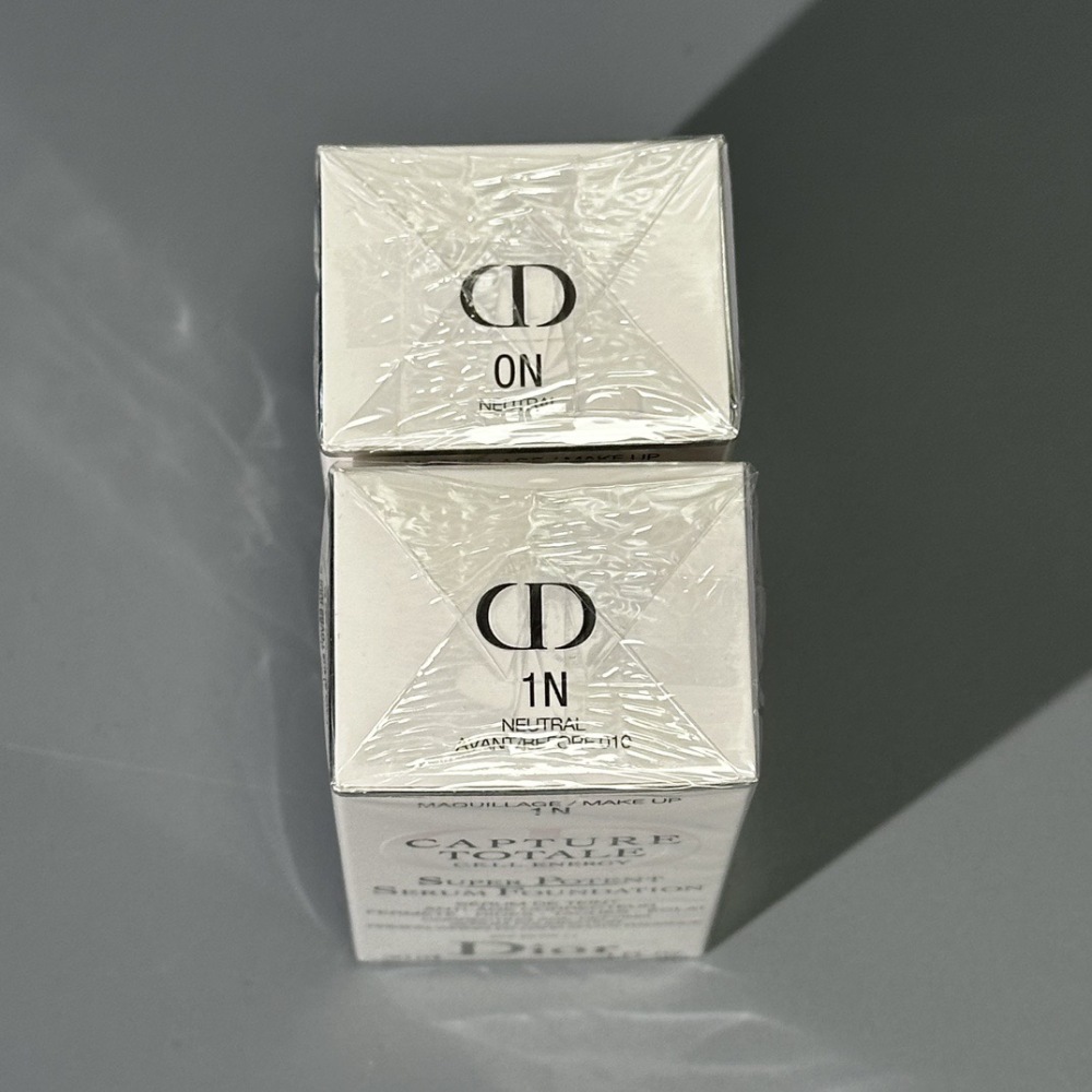 Dior Capture Totale C.E.L.L. ENERGY Super Potent Serum Foundation