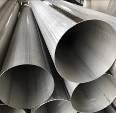 Stainless steel welded pipe