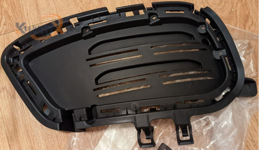 AMG Fog Lamp Cover o/m-156-1568855322/5422