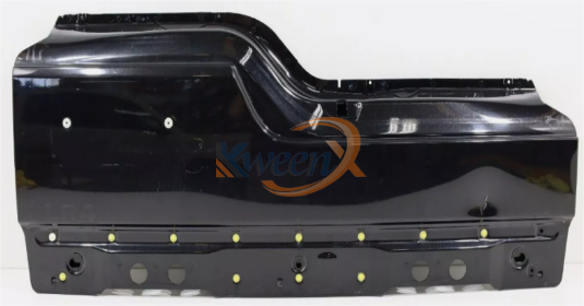 tailgate lower-L319-LR045550
