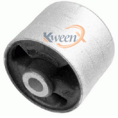 rear control arm bushing-L320-LR063744