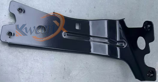 mudguard bracket-M156-673002837/838