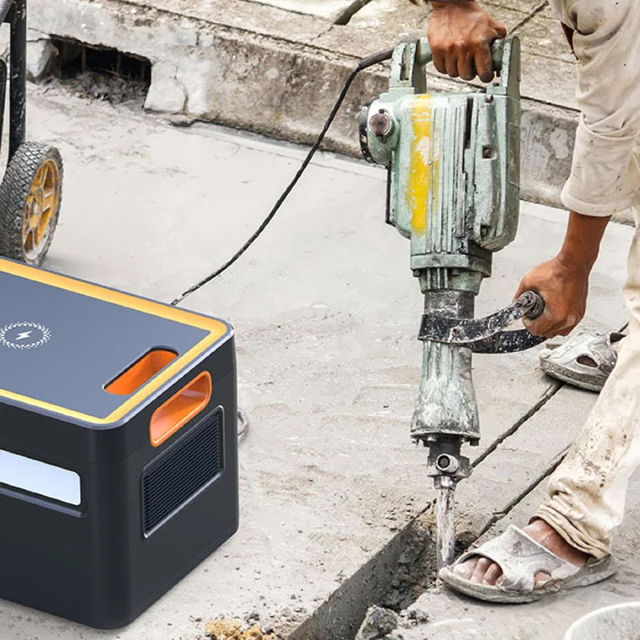 3600W | 3072Wh Pitman Style Outdoor Powerstation Solar Energy Storage Mobile Power Station
