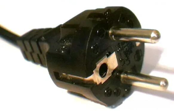 Schuko (Type F) Plug
