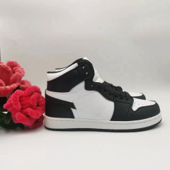 AJ1-white black