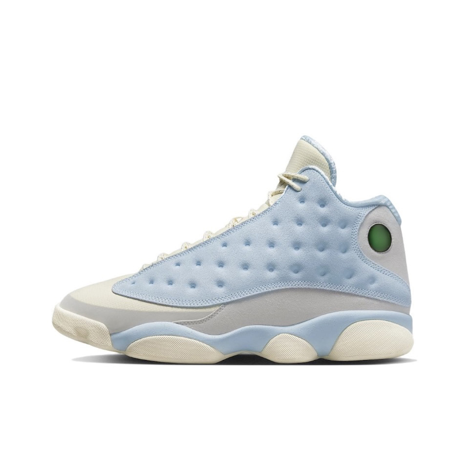 AFTER SALES:Non quality issues (such as size, color, or style errors caused by personal reasons of the user) are not eligible for refunds or exchanges. Please place your order with caution.   With shoe box:13High top retro basketball shoes