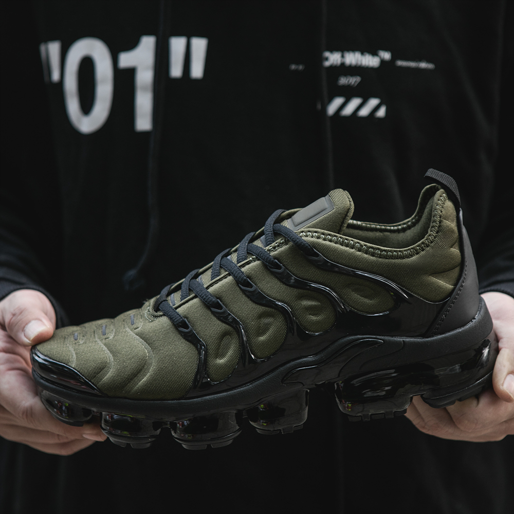 AFTER SALES: Non quality issues (such as size, color, or style errors caused by personal reasons of the user) are not eligible for refunds or exchanges. Please place your order with caution.   With shoe box:TN