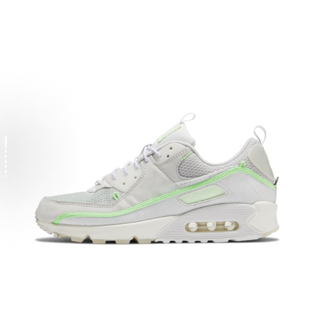 AFTER SALES:Non quality issues (such as size, color, or style errors caused by personal reasons of the user) are not eligible for refunds or exchanges. Please place your order with caution.    With shoe box: 90 casual running shoes