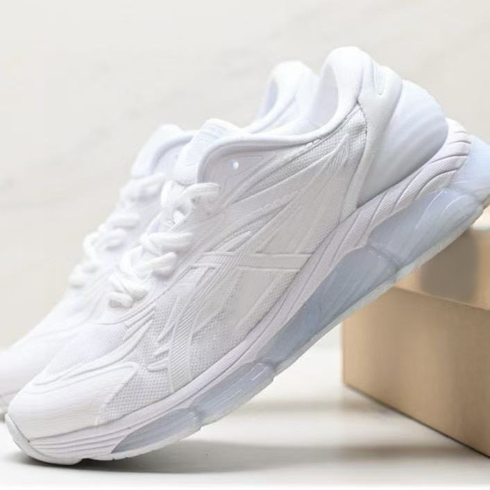 qu 360 With shoe box
