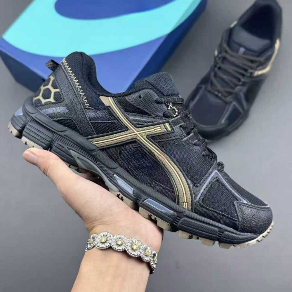 Gel-kah8 With shoe box