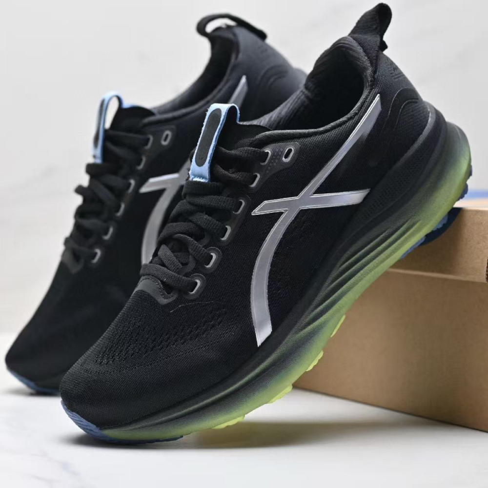 Gel-Kay 32 With shoe box