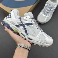 KN8- White Blue