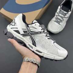 KN8- light brown black