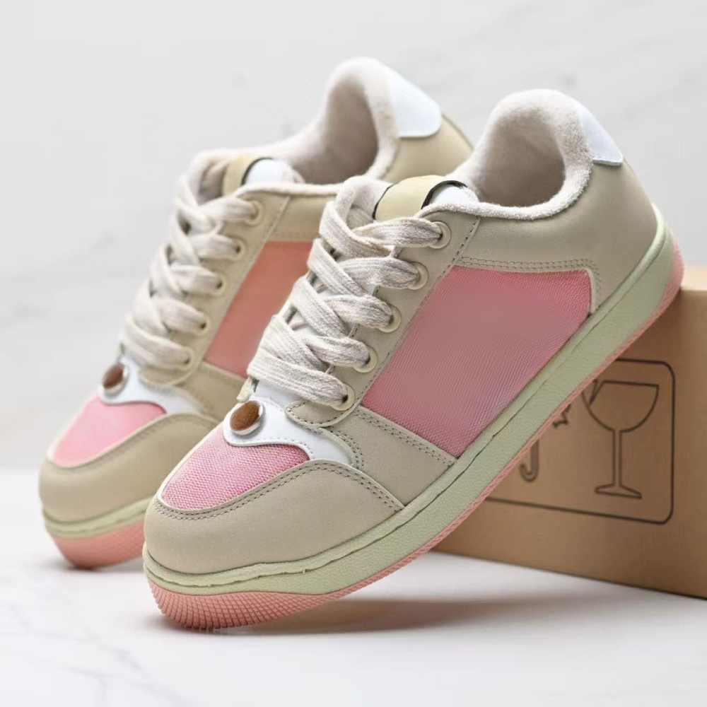 scre  With shoe box