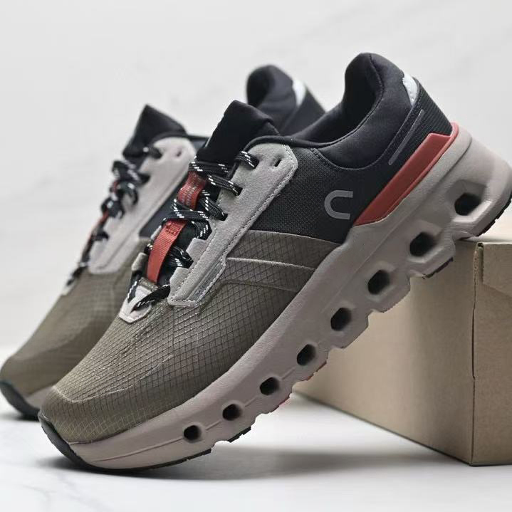 Cloudrunner 2 With shoe box