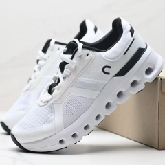 Runn2- White Black