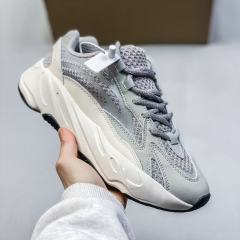 700V2-Gray white