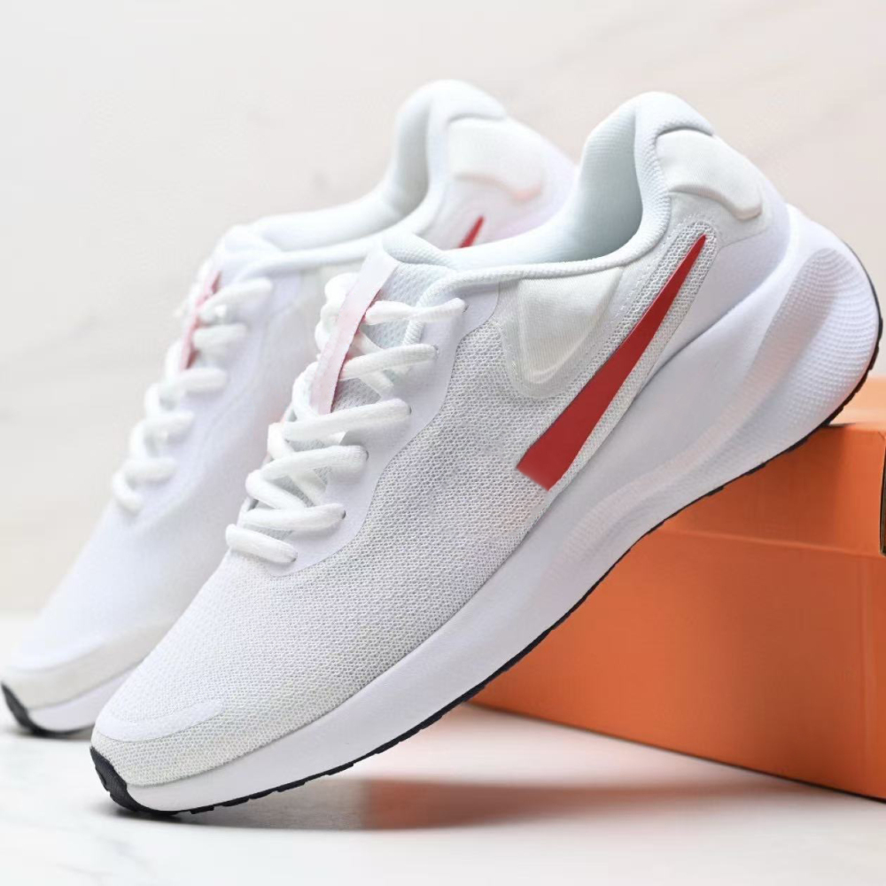 Rvo 7  With shoe box
