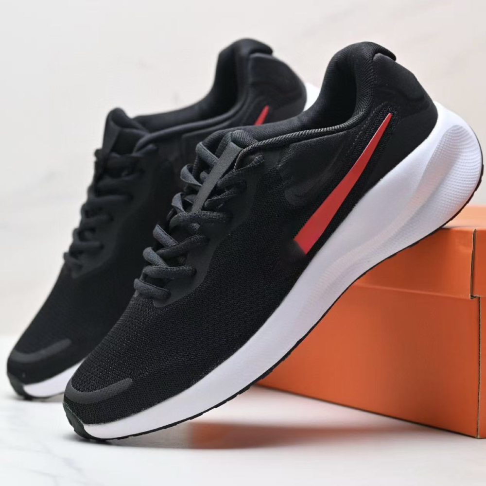 Rvo 7  With shoe box