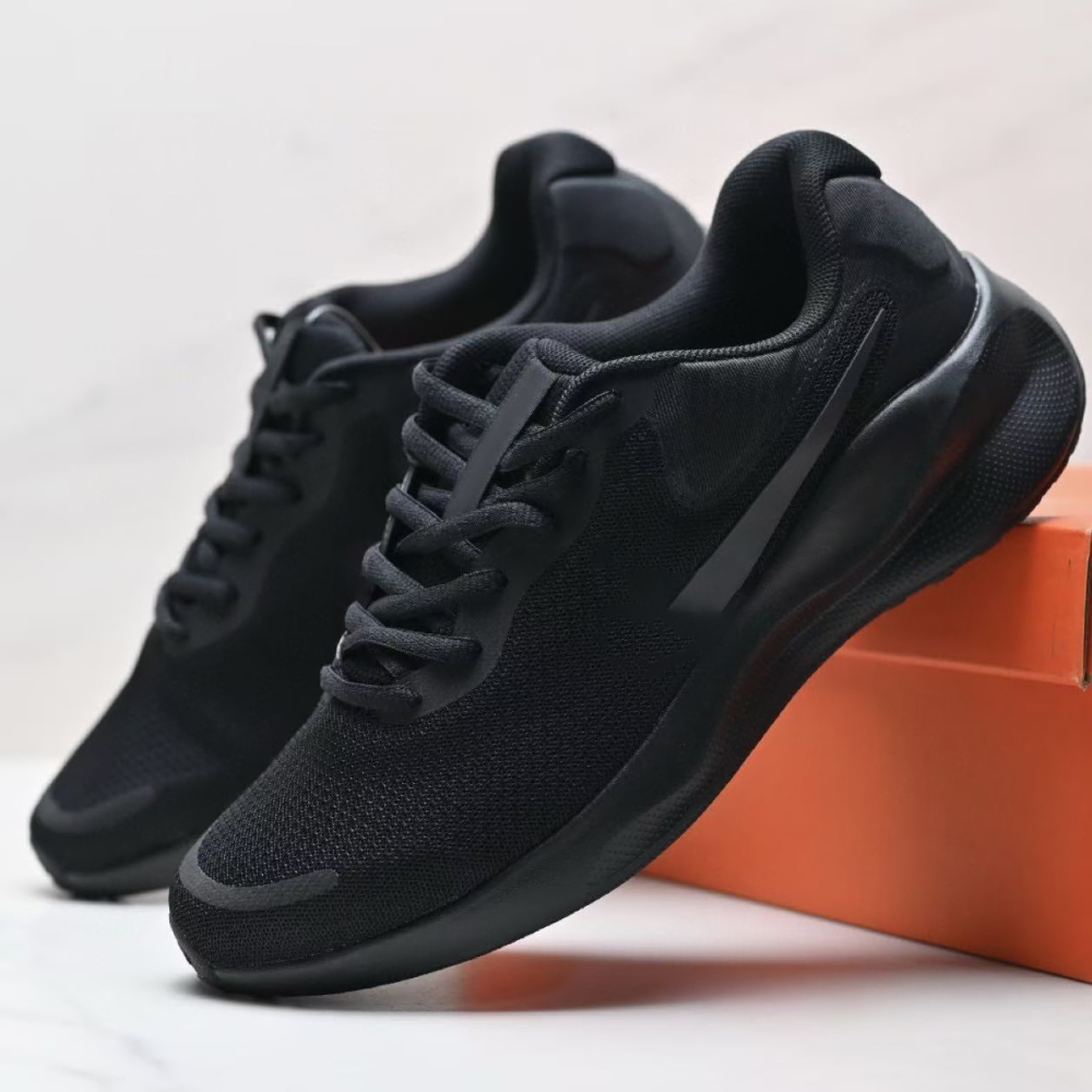 Rvo 7  With shoe box