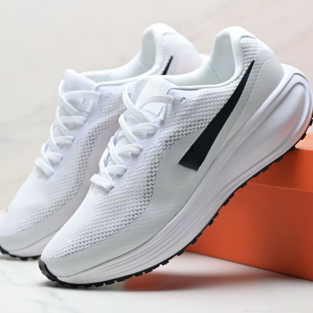 Rvo 8 With shoe box