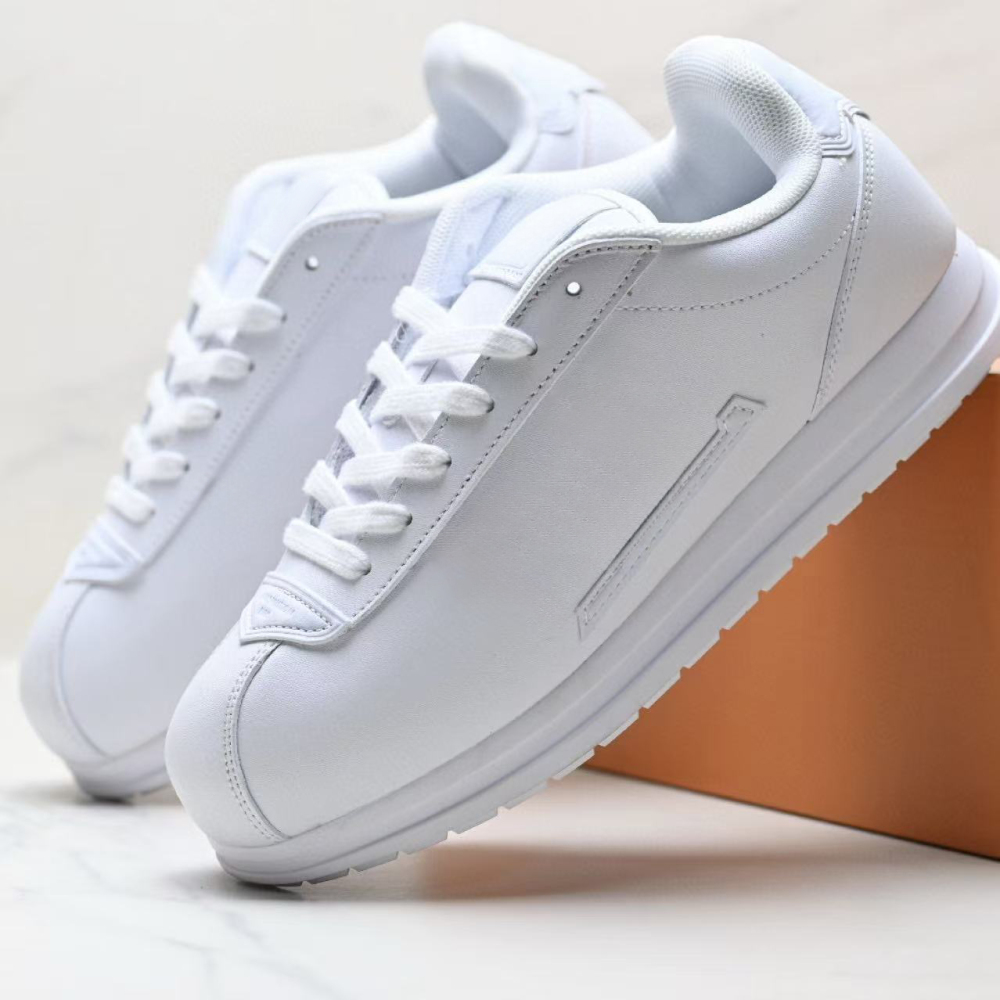 butt fw25 With shoe box
