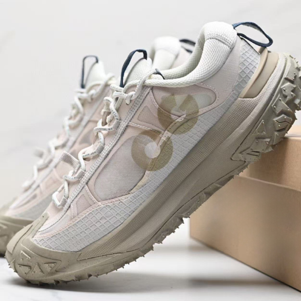 acg  With shoe box