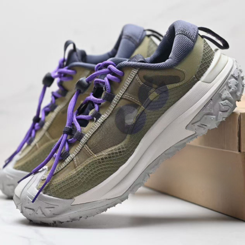 acg  With shoe box