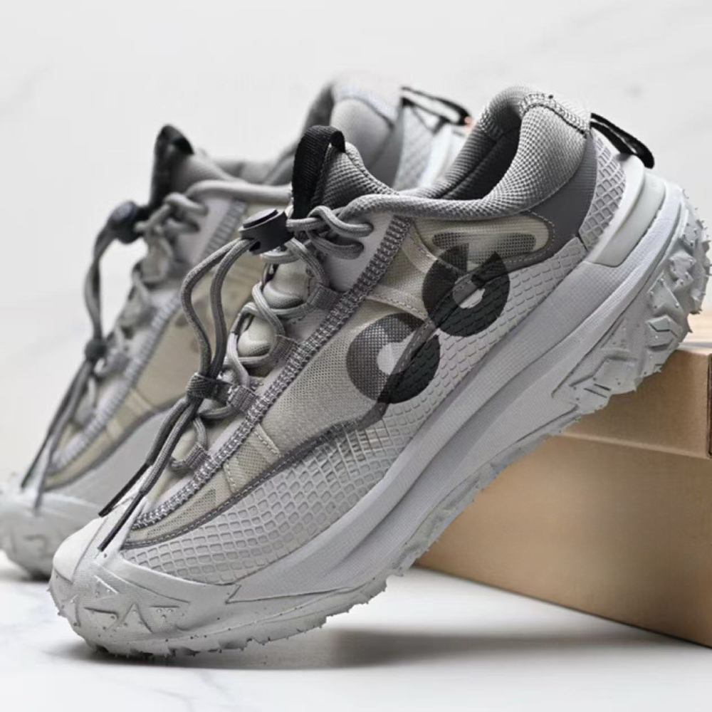 acg  With shoe box