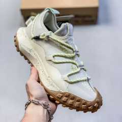 Fly - Light Green