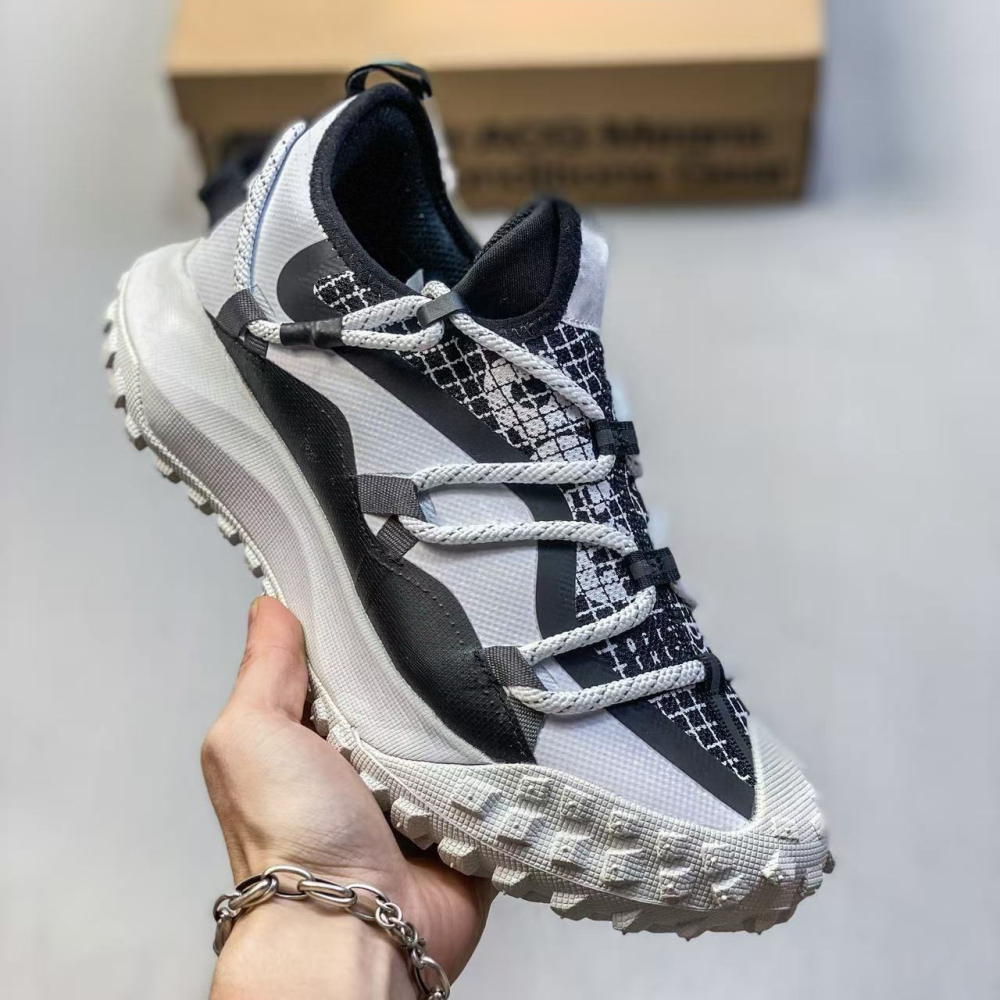 acg  With shoe box
