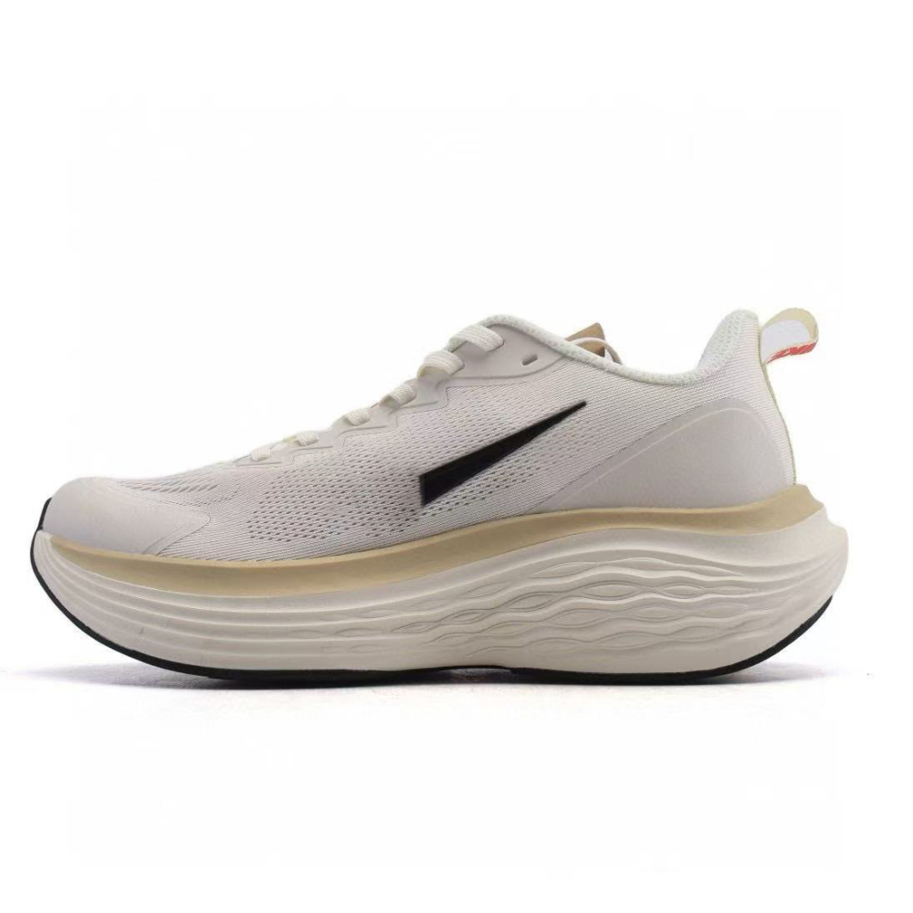zm str 26  With shoe box