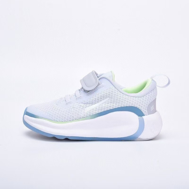 kids flow With shoe box