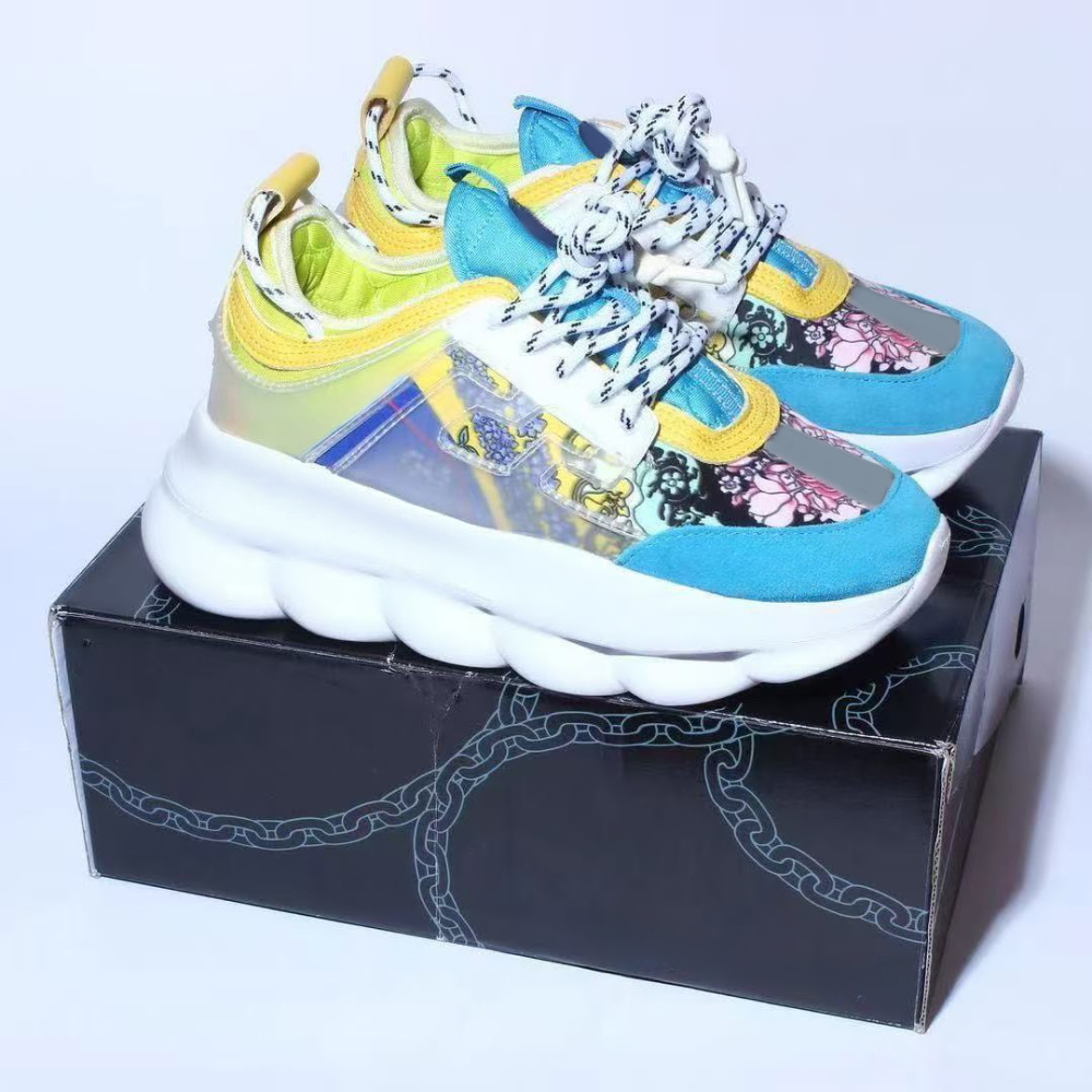 chiain With shoe box