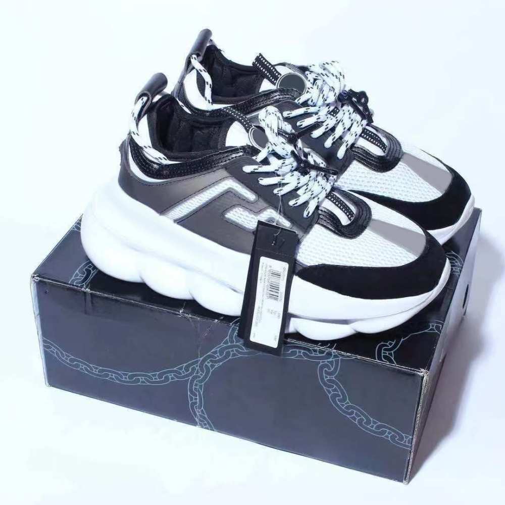 chiain With shoe box