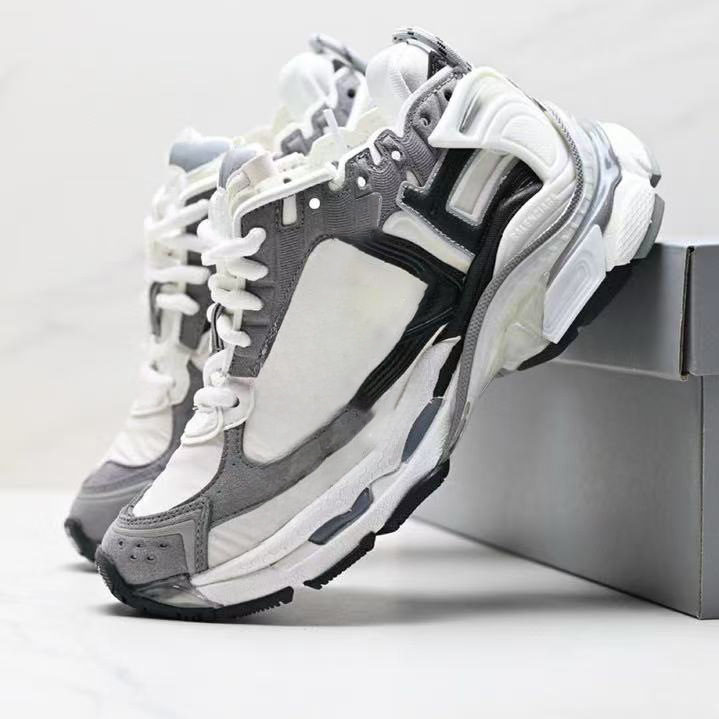 run With shoe box