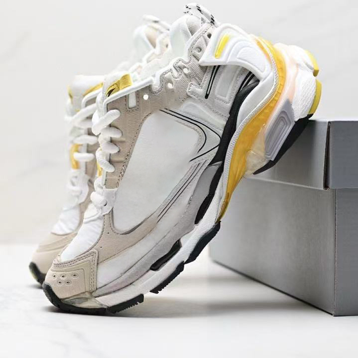 run With shoe box
