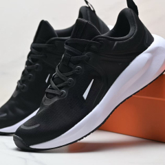 TR14-Black and White