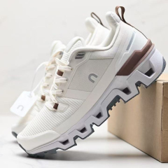 Wander-White Grey
