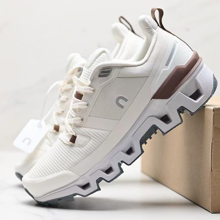 Cloud With shoe box