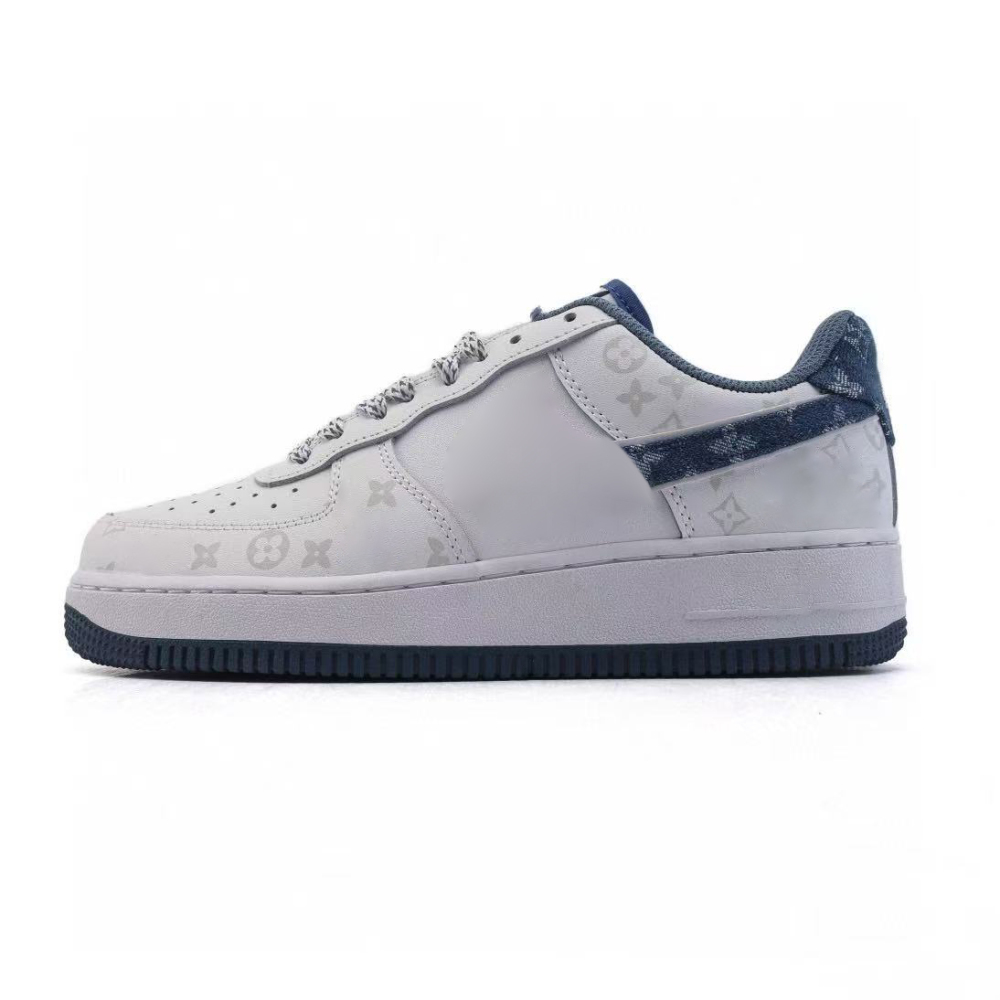 af1 07  With shoe box