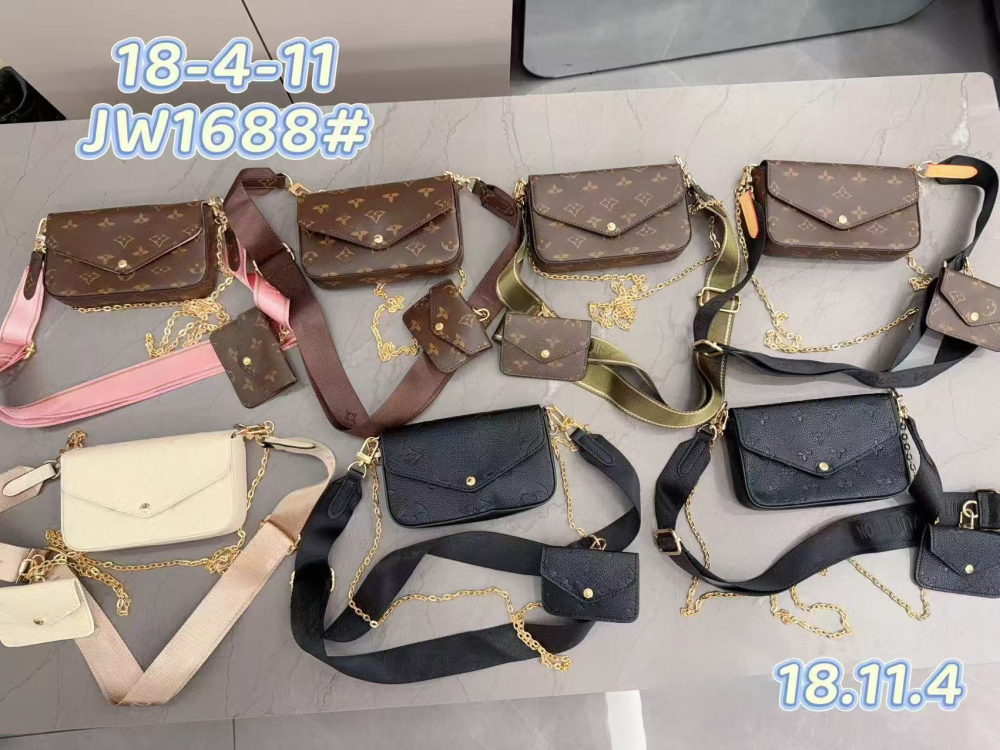 bag L  With box