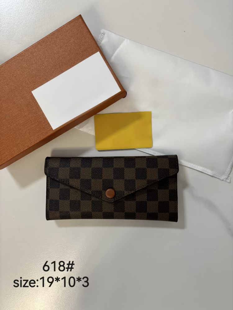 bag L  Partial with box
