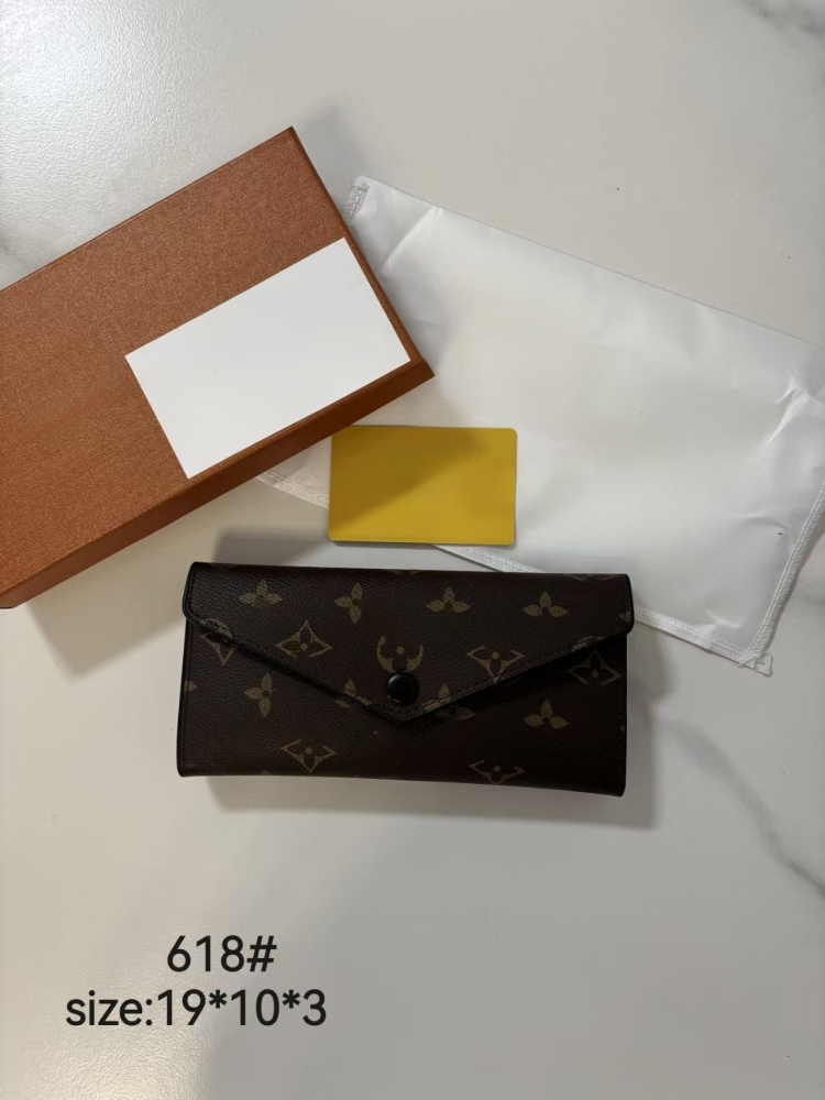 bag L  Partial with box