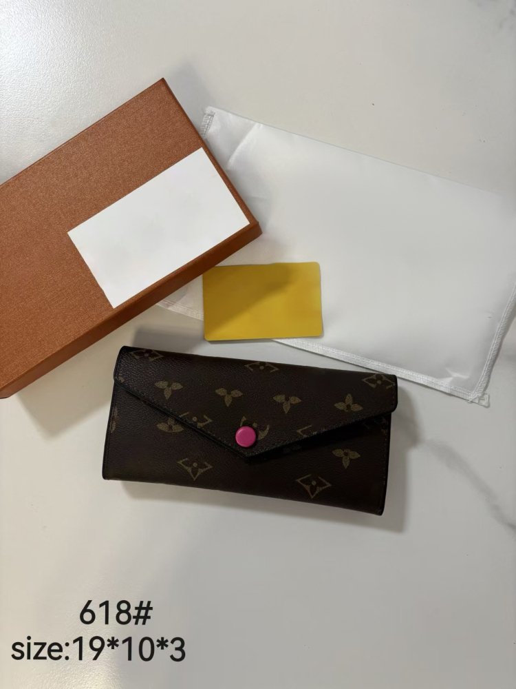 bag L  Partial with box